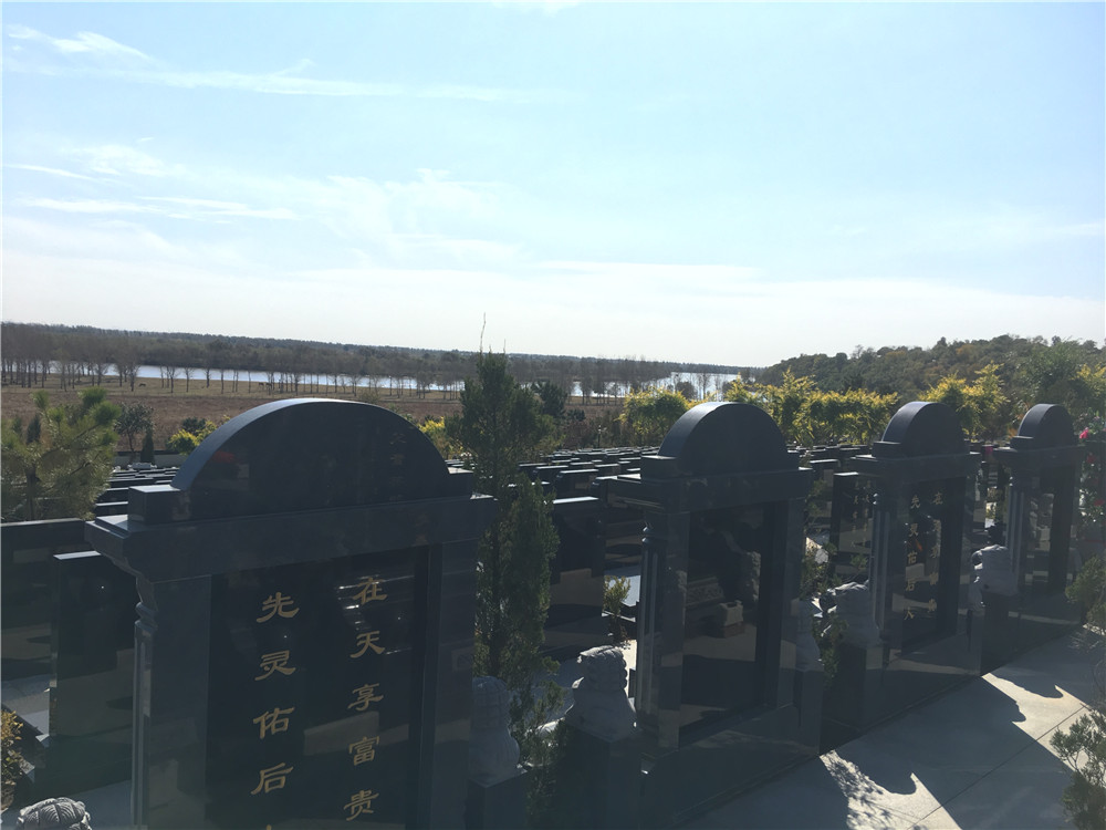 沈阳龙生墓园