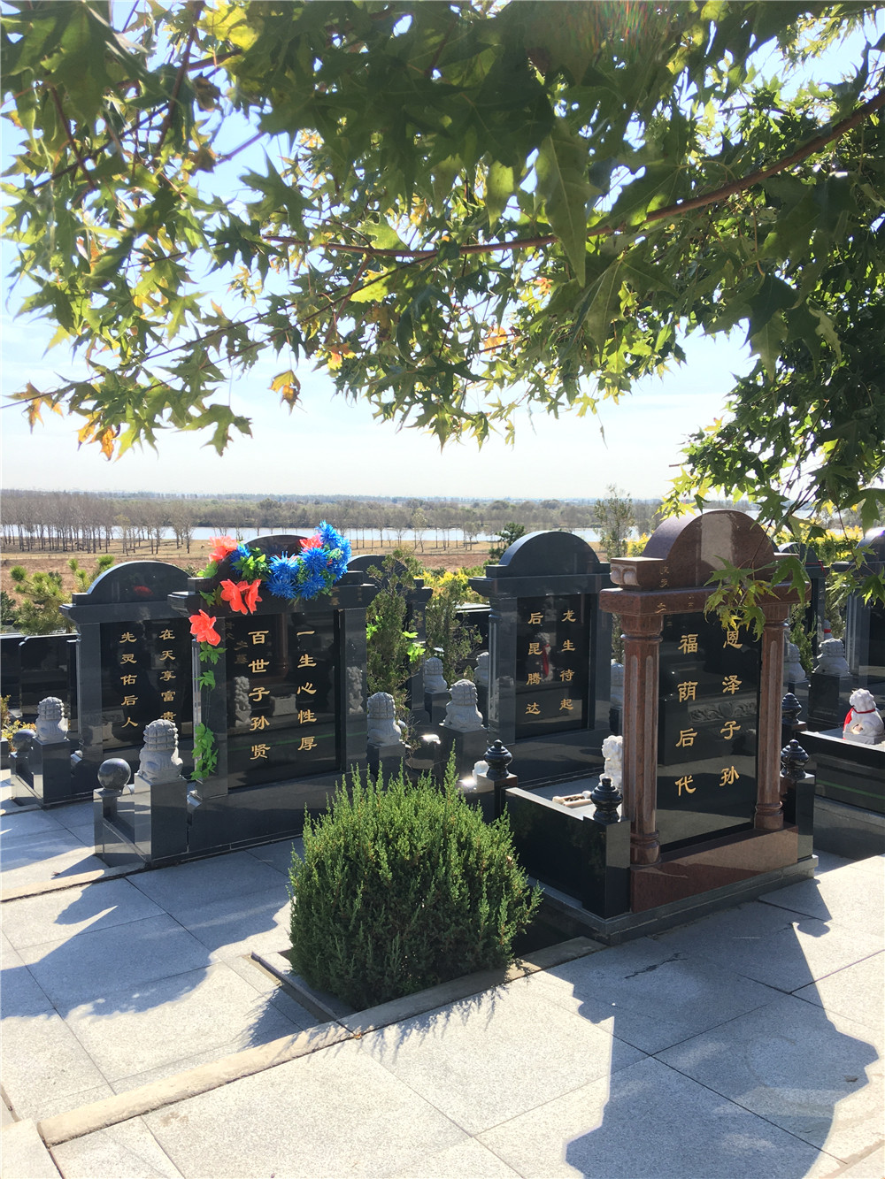 沈阳龙生墓园