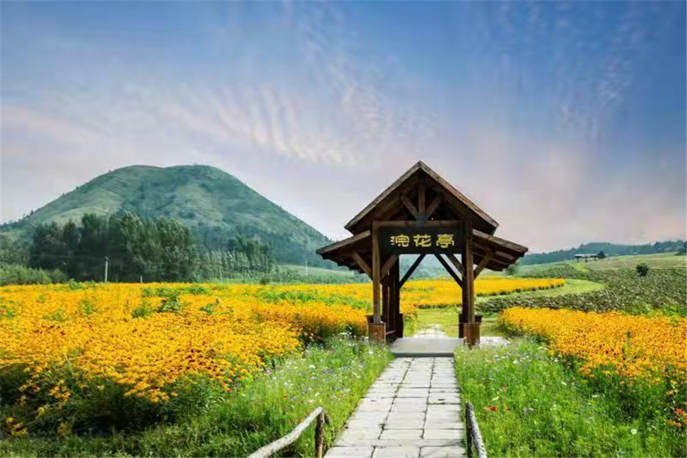 沈阳龙福山墓园