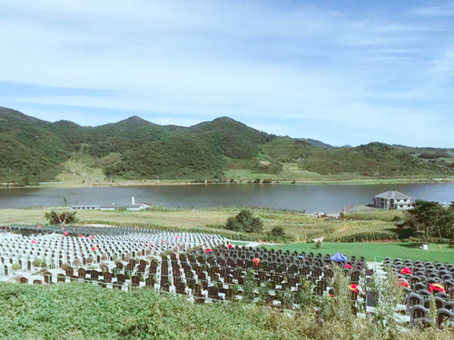 沈阳青云山墓园