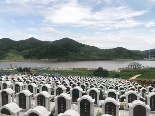 青云山墓园购墓上门接送